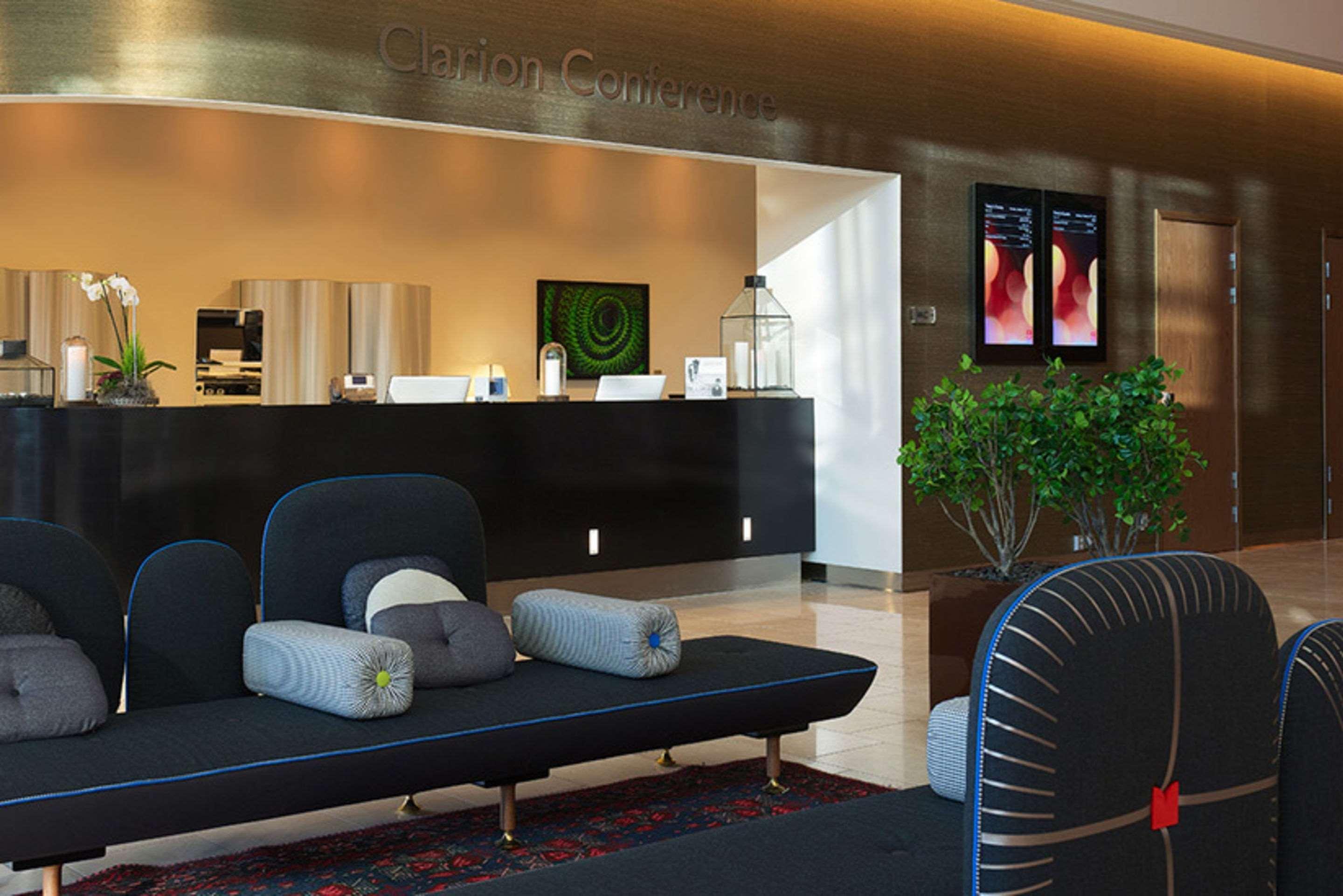 Clarion Hotel Arlanda Airport Terminal Bagian luar foto